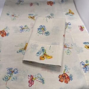 VTG Pair Floral Pillowcases No Iron Standard Dan Rivers Tan Beige Flowers
